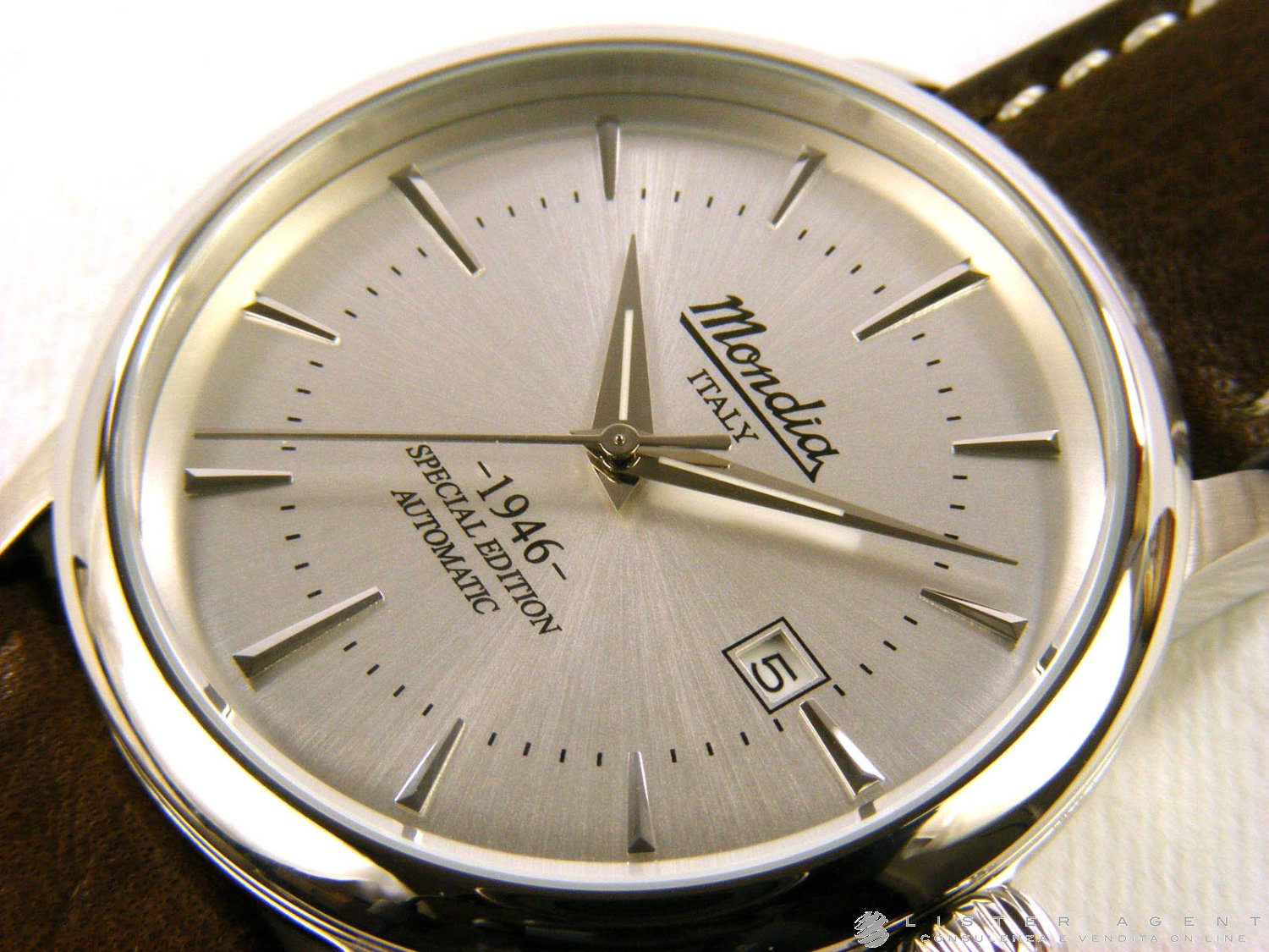 MONDIA watch Only time 1946 in steel Special Edition Argente AUT Ref. MI723 1CP. NEW