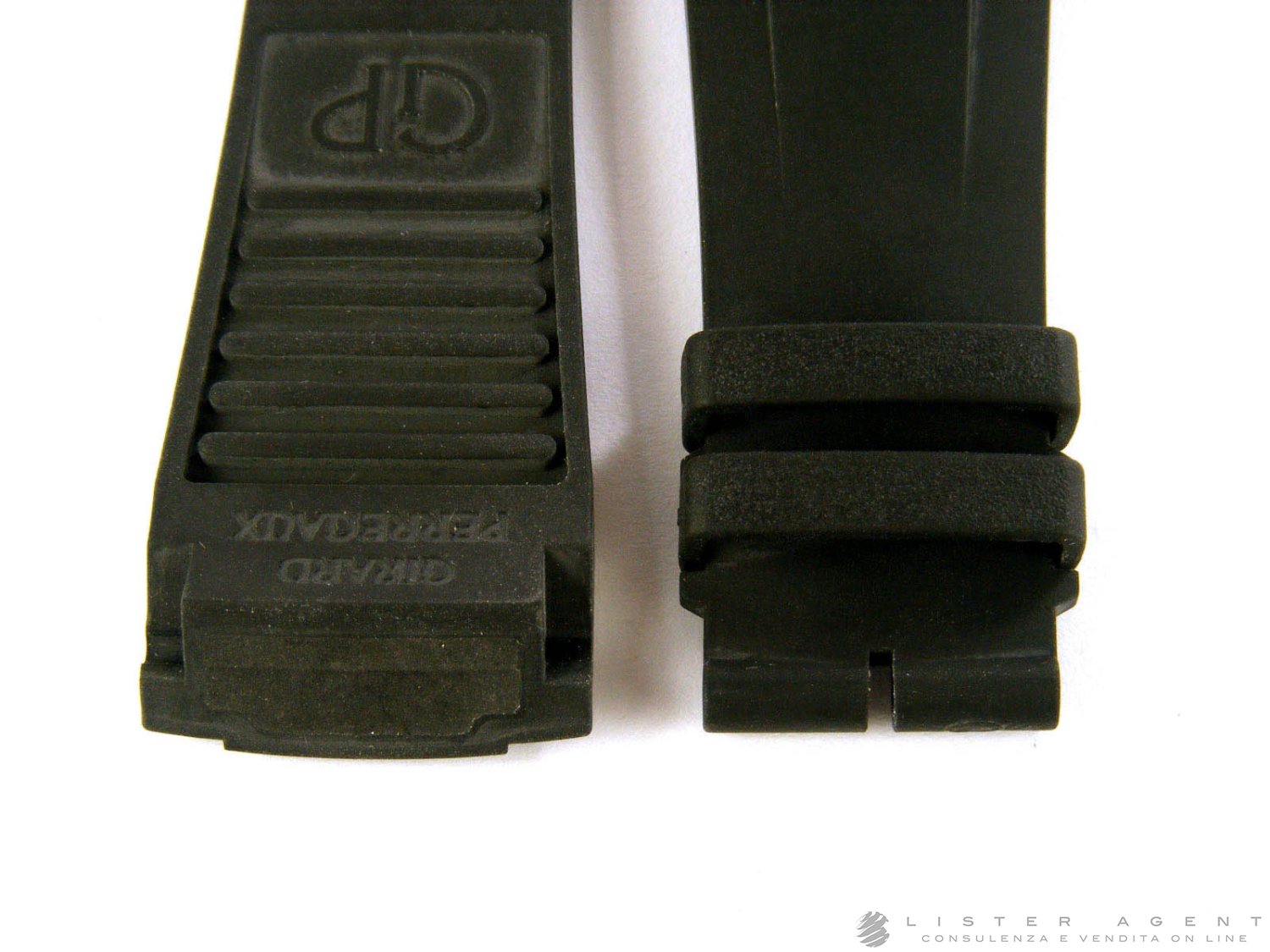 GIRARD PERREGAUX strap in black rubber MM 24 00 18 00. NEW Lister Agent