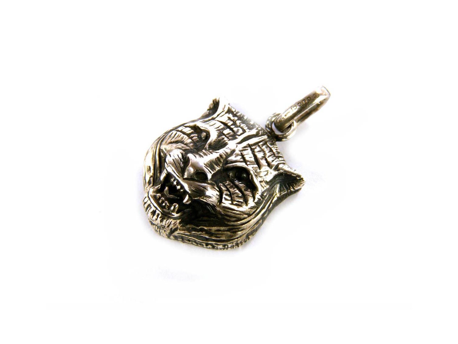 Gucci Gatto Aged Silver Feline Head Pendant