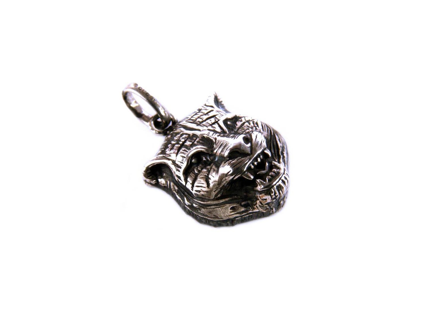 Gucci gatto necklace outlet