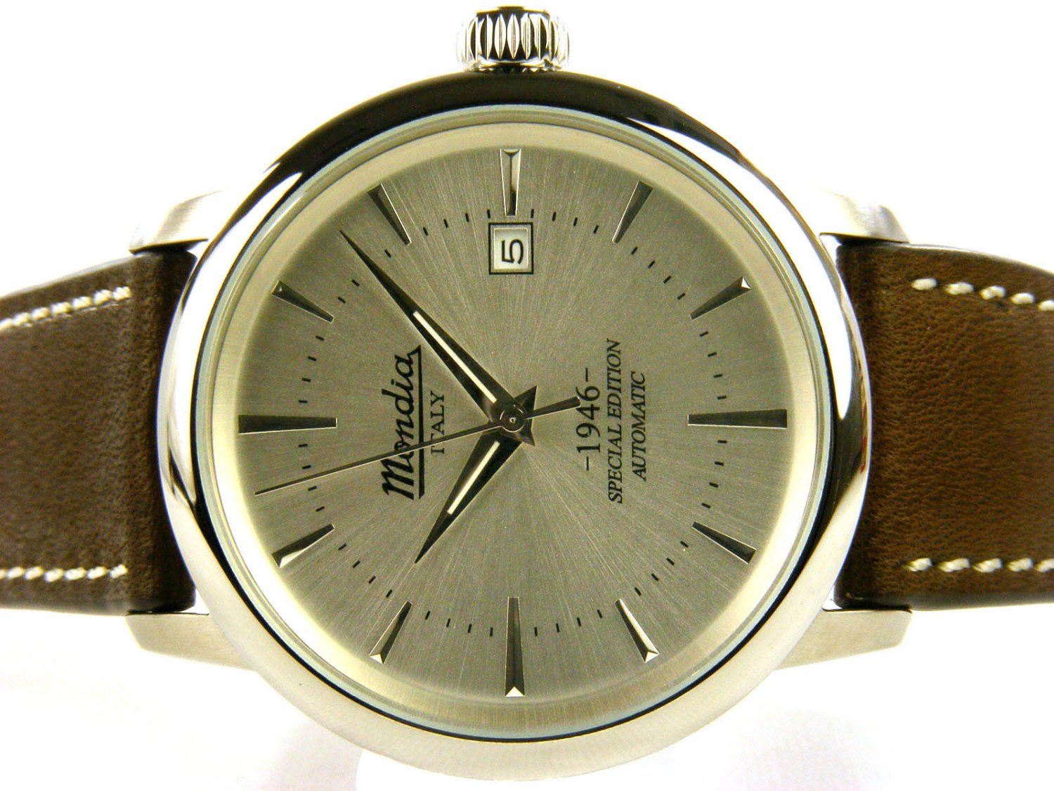 Orologio mondia automatico 1946 clearance