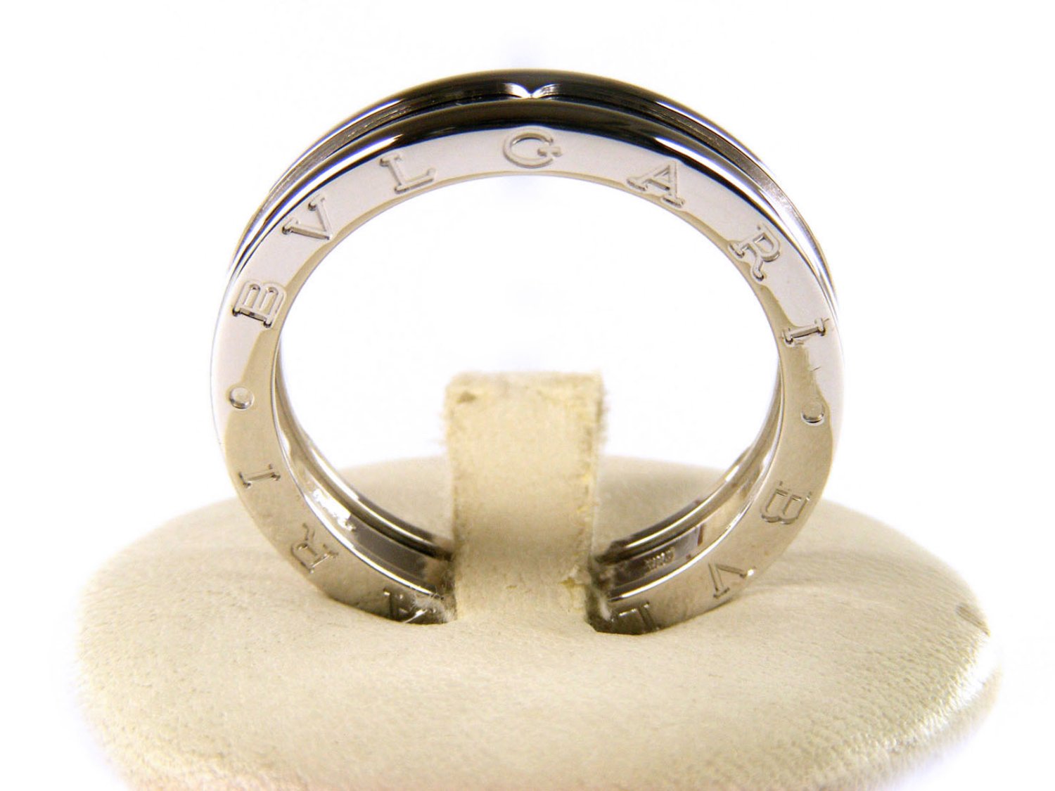 BULGARI ring Bzero1 in 18Kt white gold Size 26 Ref. AN852423. NEW