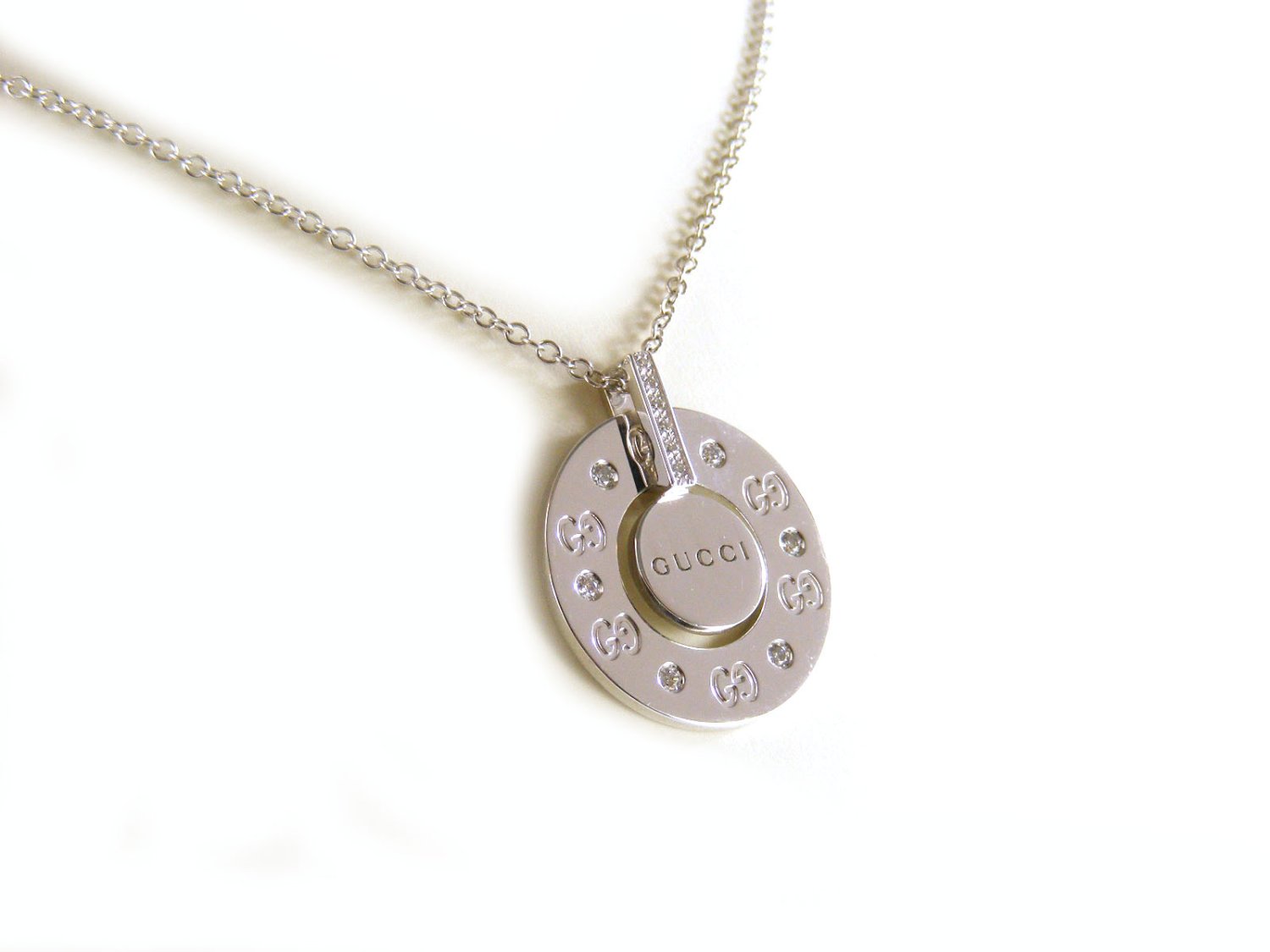 Gucci hotsell diamond necklace