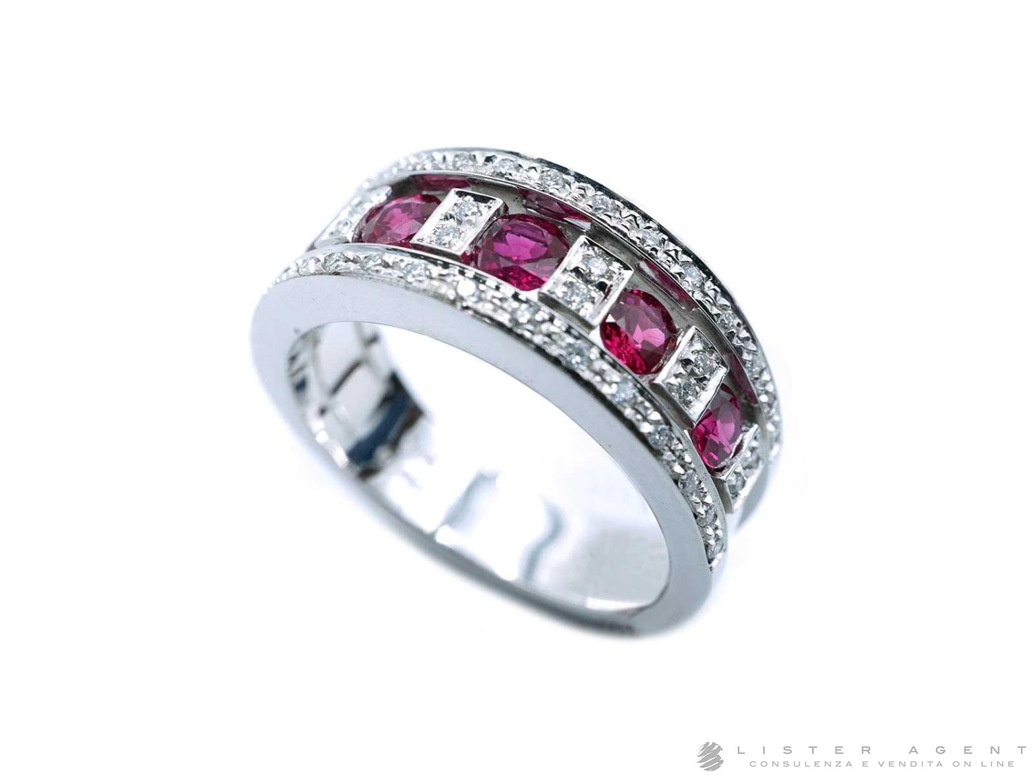 DAMIANI anello Belle Epoque in oro bianco 18Kt con diamanti ct 0.18 H e rubini ct 0.90 Mis 15.5 Ref. 20000839. NUOVO