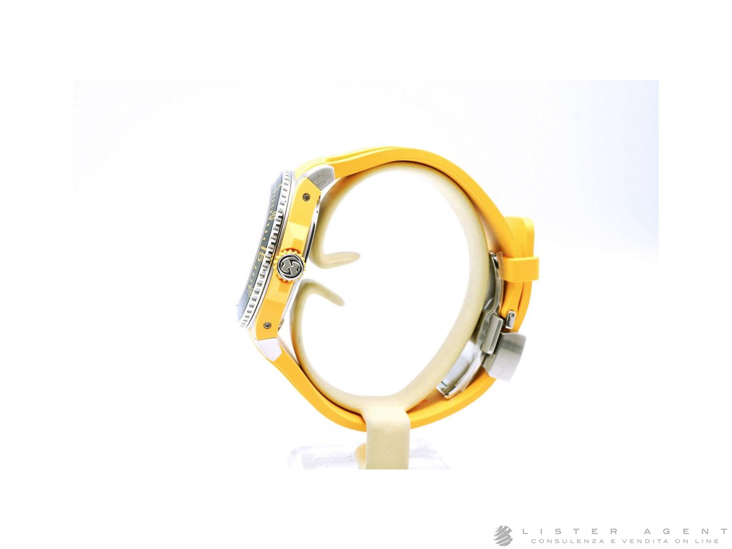 GUCCI Mod 136LG YEL Tiger en acier Jaune Ref. YA136317. NEUF