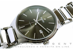 RADO True Automatique en céramique High-Tech Gris Ref. R27057102. NEUF!