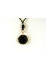 Collier KIDULT avec pendentif Fleur en onyx et or rose 9Kt Ref 147373. NEUF!