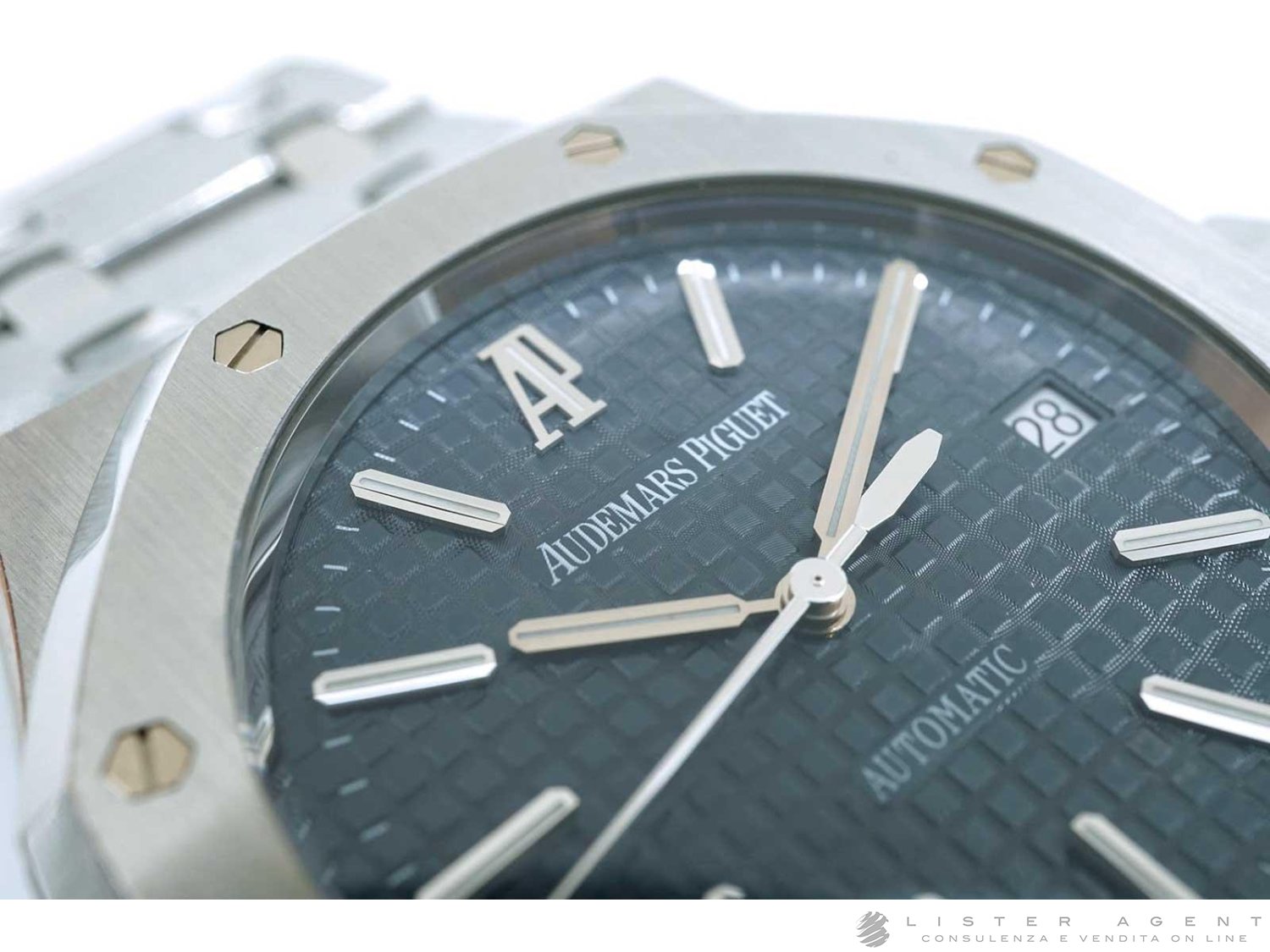 Royal oak 15300 blue dial outlet
