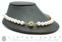 COLLANA perle bianche coltivazione di acqua dolce mm 8.50-9.00 con chiusura in oro giallo 18Kt. NUOVA!