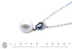 MIMI' collana Classic Akoya in oro bianco 18Kt con diamanti ct 0.04 G Vs, zaffiro blu ct 0.06 e perla Akoya mm 7.5-8.00 Ref. P25BCBKOZB. NUOVA!