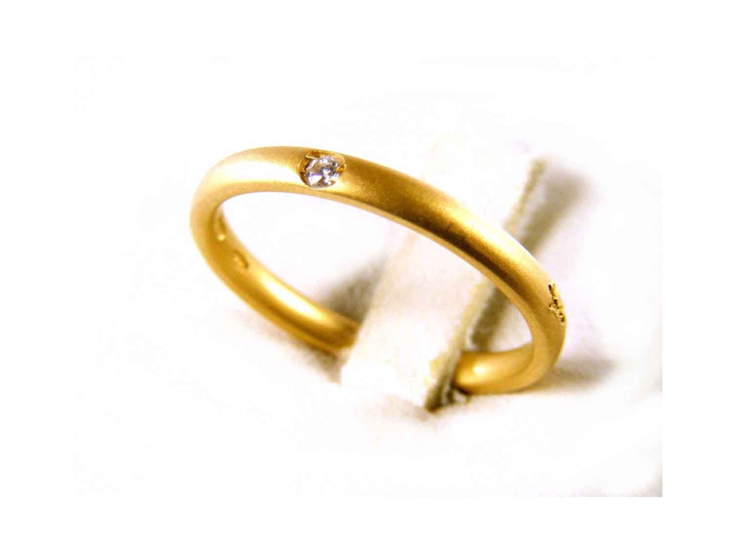 POMELLATO anello Lucciole in oro giallo satinato con diamante ct 0